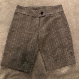 Plaid black/grey Bermuda shorts